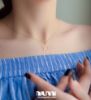 تصویر آویز طرح اتم